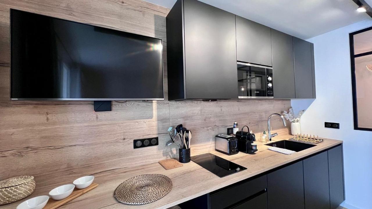 Apartment En Plein Centre De A 2 Pas De La Croisette *