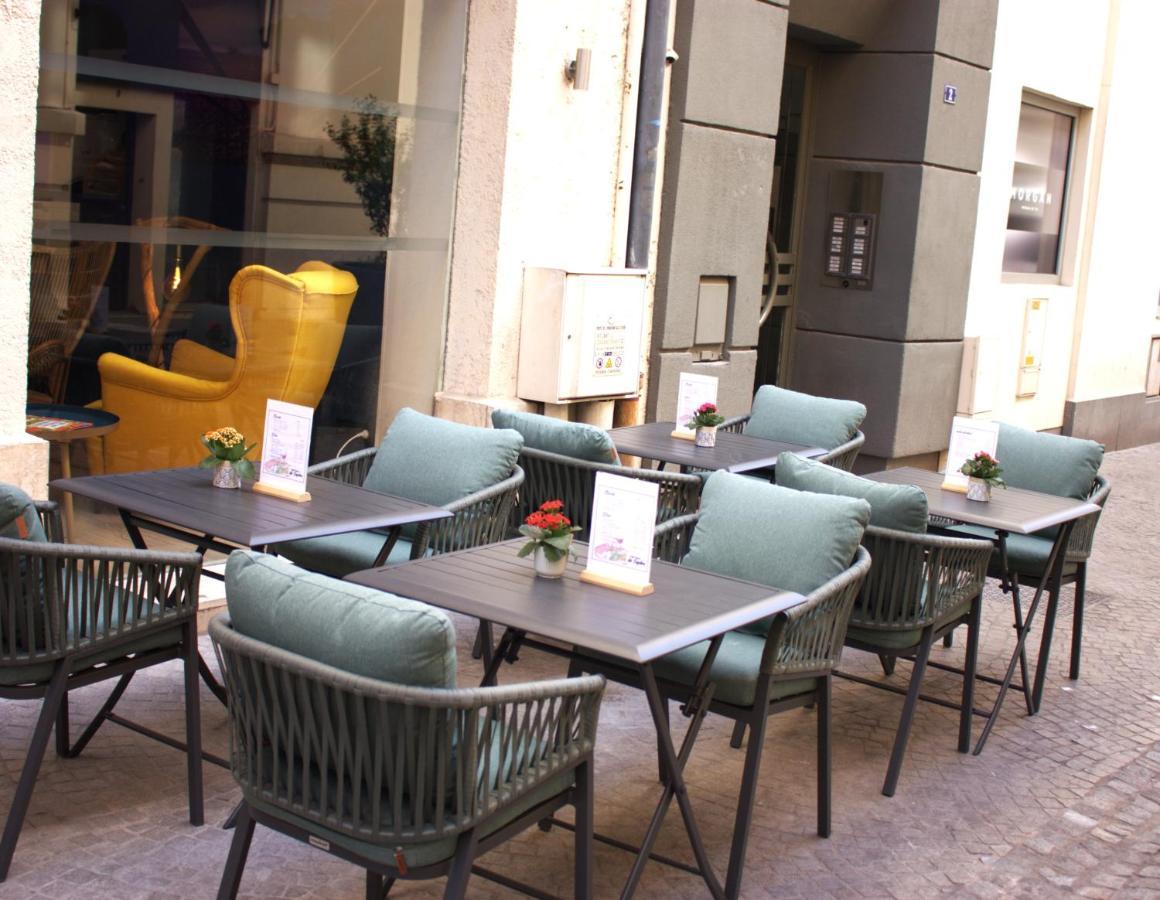 Charlie's Hotel 3*