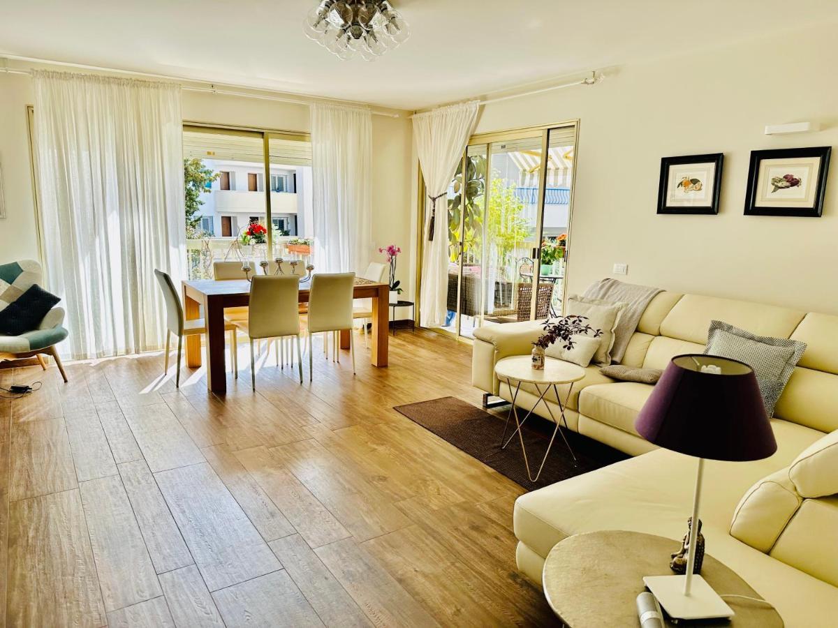 Luxurious Private Floor 130M2 - Ac, Terrace, Pool, Parking - Croisette 5', Plage Des Sports