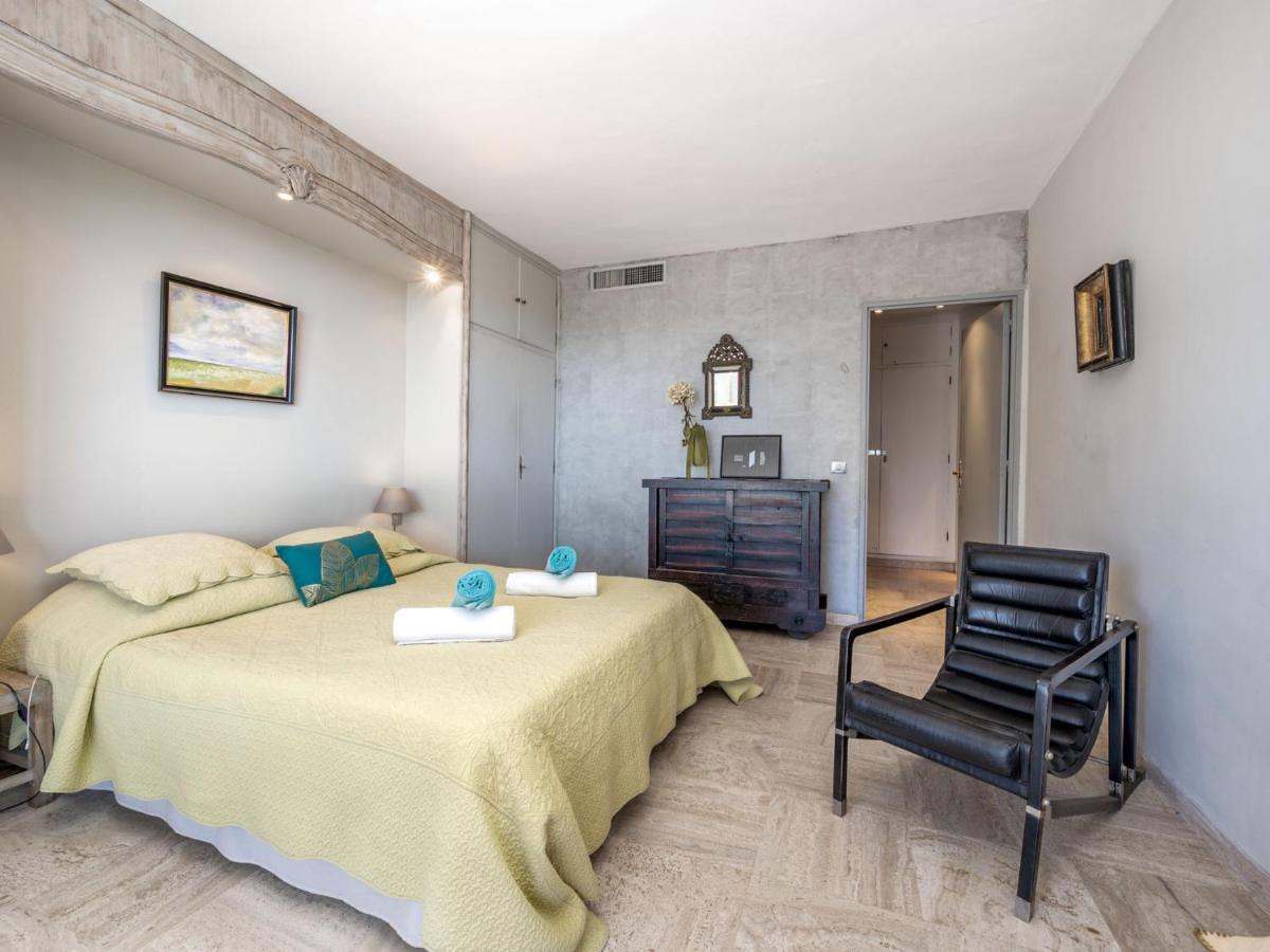 Alexandra Palace-4 By Interhome Apartment