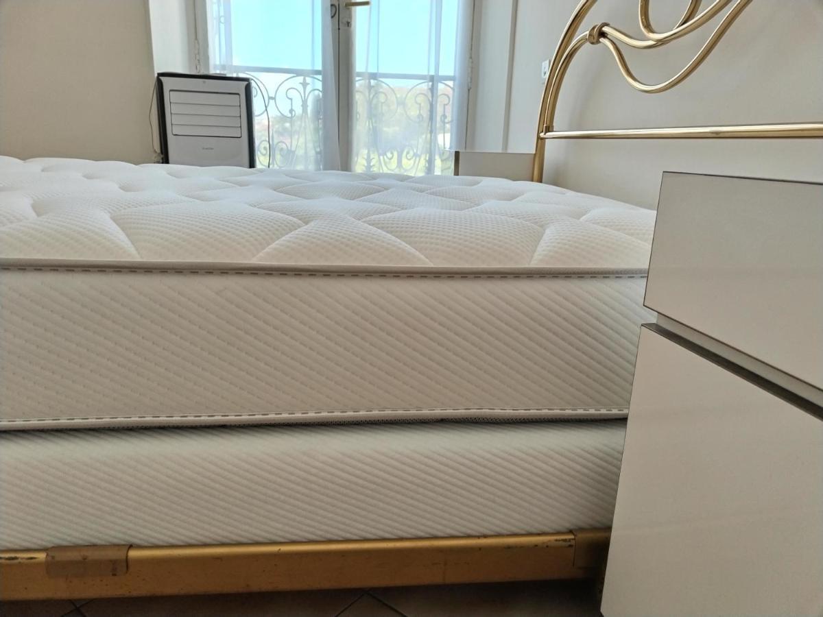 Winter Palace Apartment