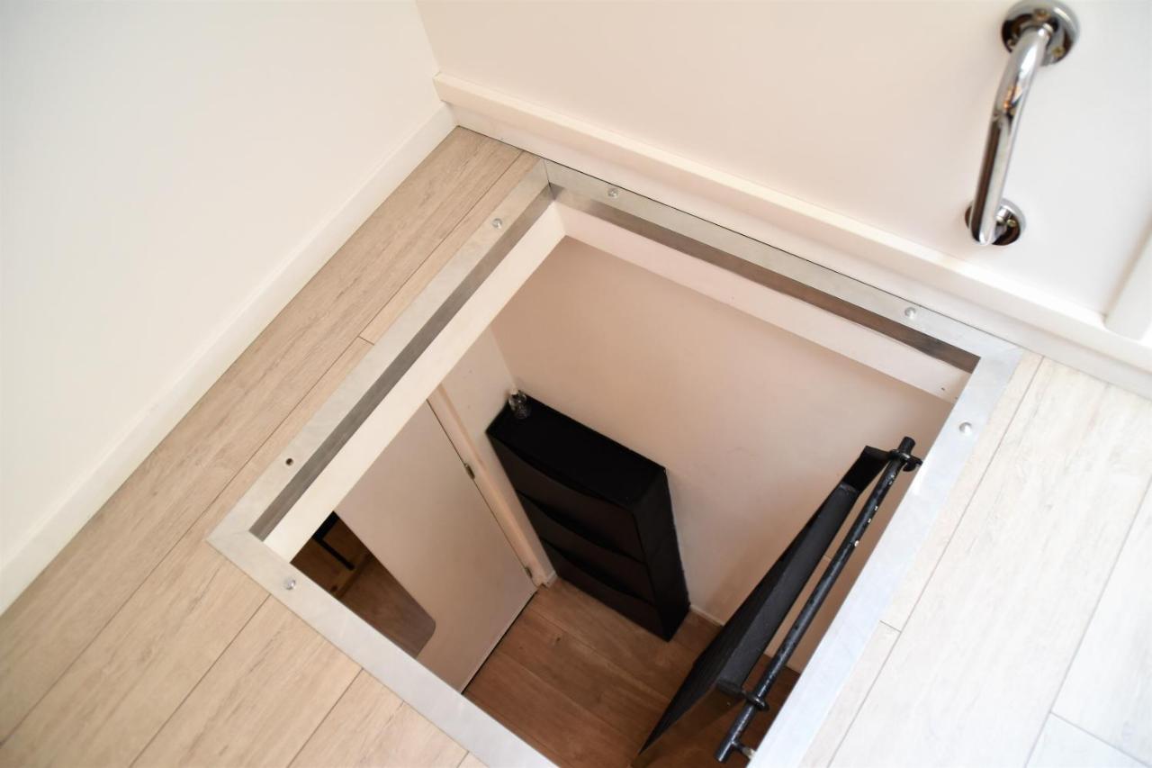 Grand Studio-mezzanine-centre