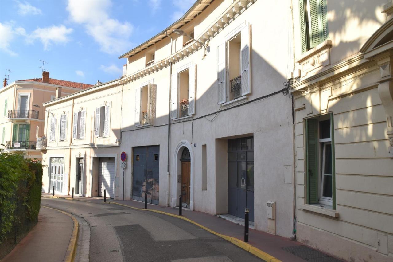 Grand Studio-mezzanine-centre Appartement