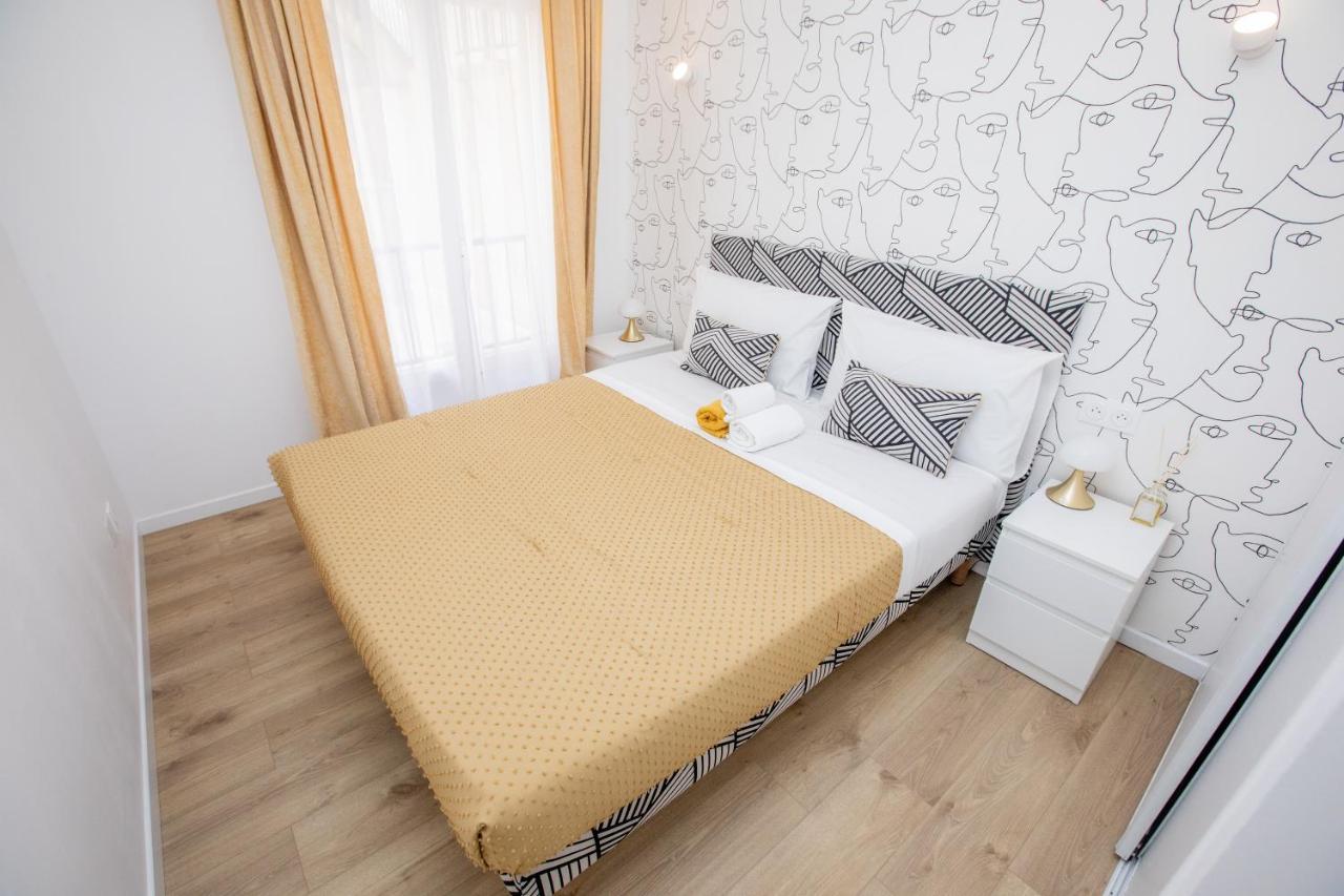 Luxueux 3p. Art Deco + Parking Appartement *