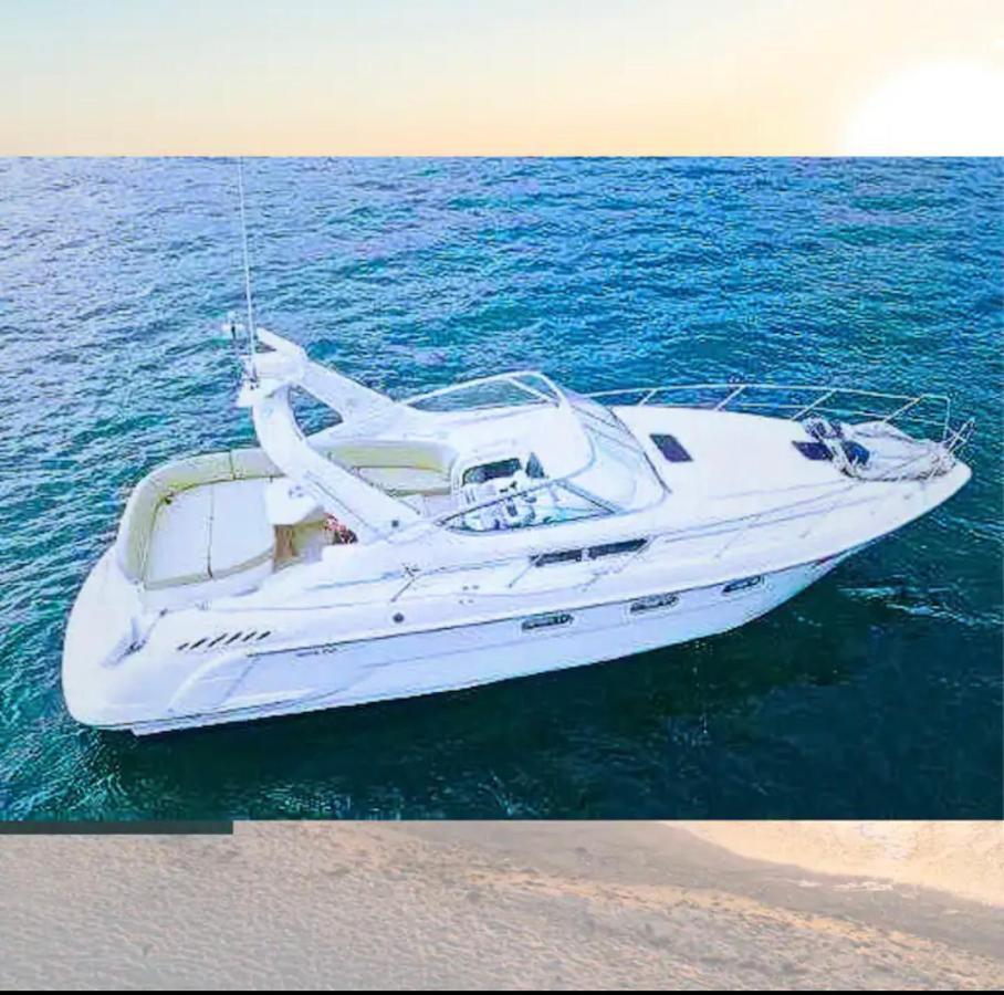 Botel Glamboat Vieux Port Yacht 12 Metres *