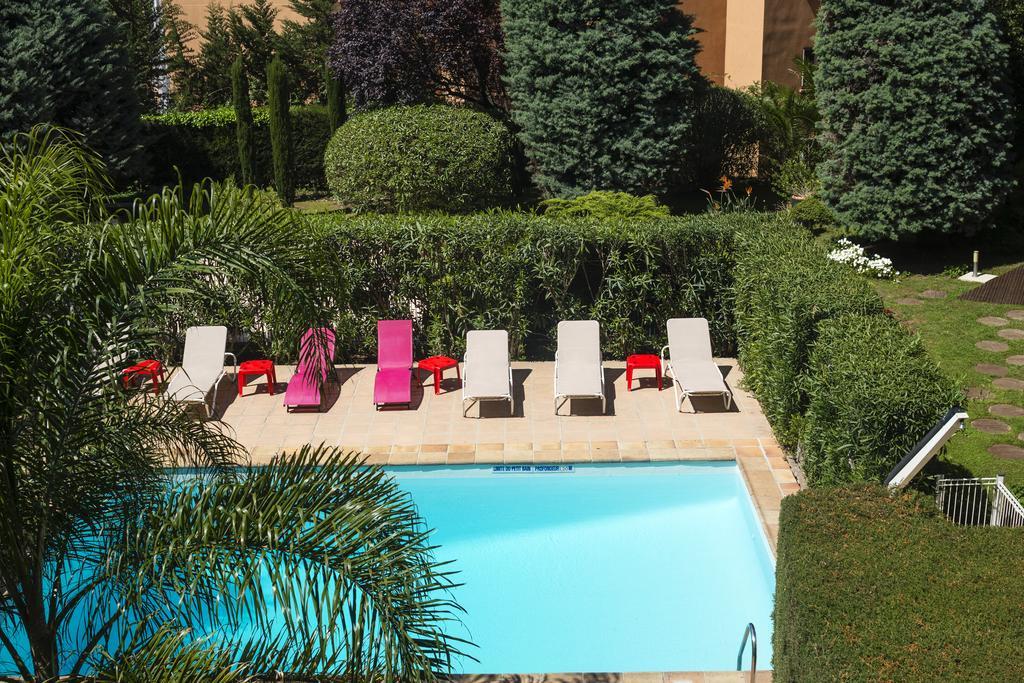Beausejour Hotel