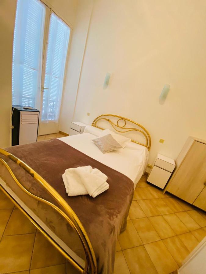 Winter Palace Cannes