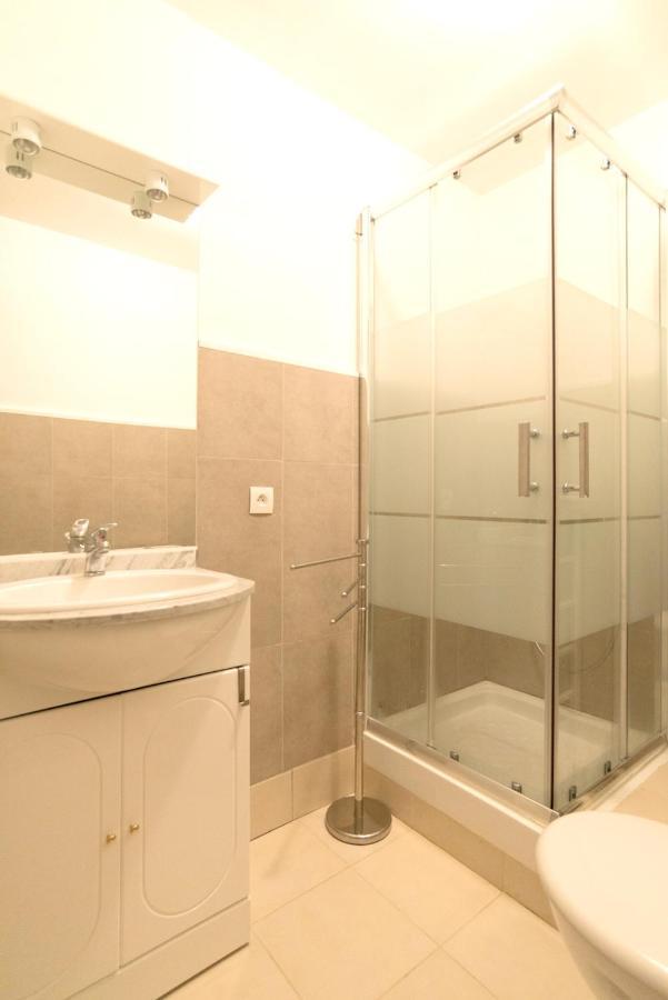 Au Coeur De Avec Balcon Et Parking Apartment Cannes