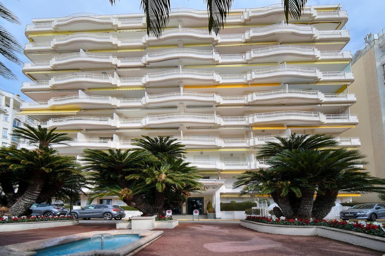Buckingham & Lloyds - * Cannes