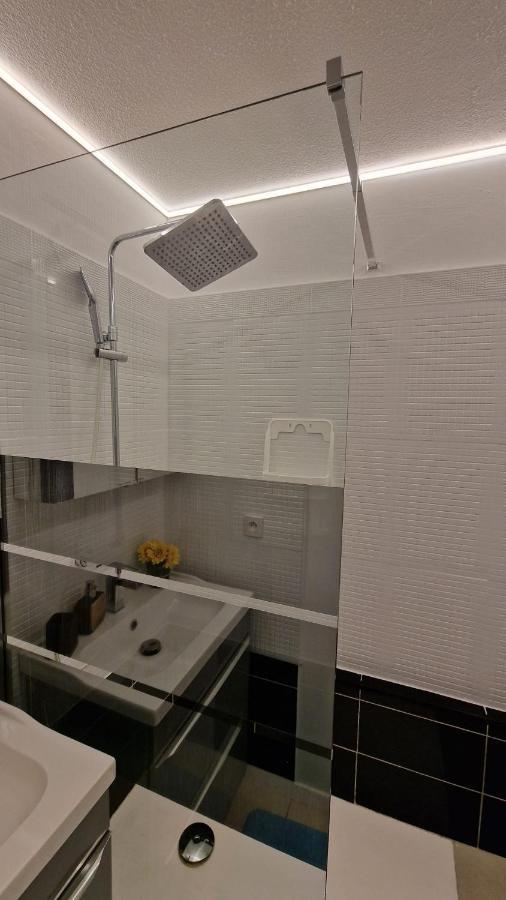 Magnifique Vue Parking Piscine Climatise Apartment Cannes