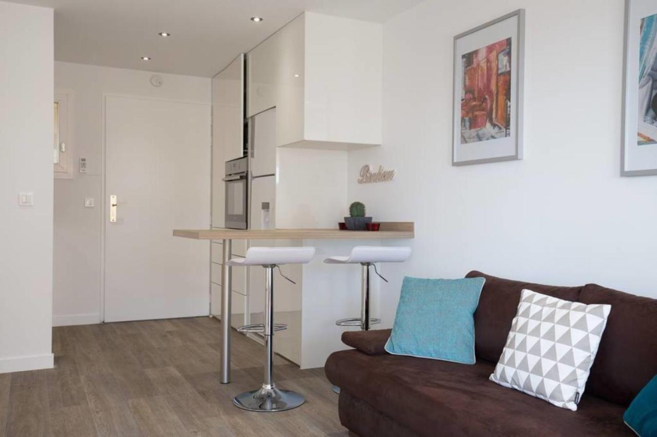 Haven Of Peace 1-br Terrace With Sea View & Pool Cannes