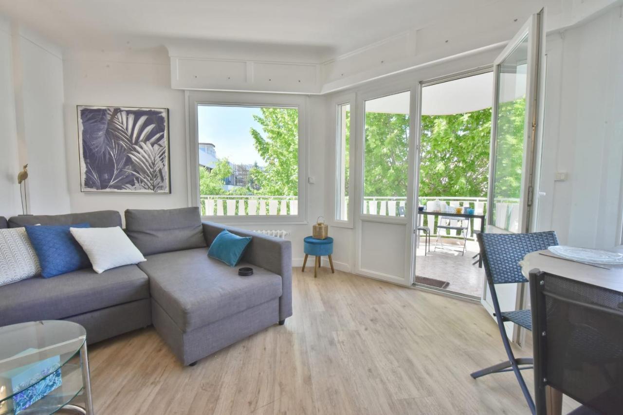 Apartment Cozy 2-br 6 Minutes From The Cannes