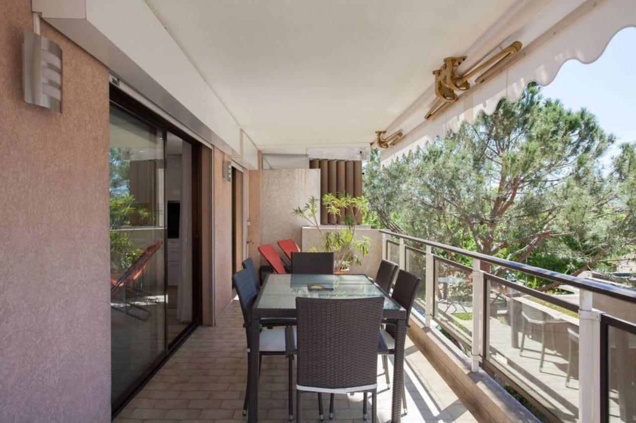 3-room With Terrace In Palm *