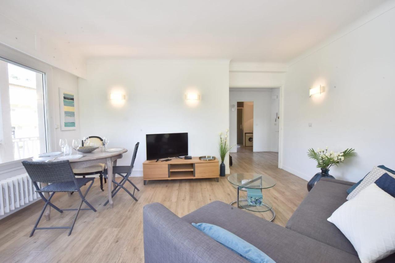 Cozy 2-br 6 Minutes From The Apartment *