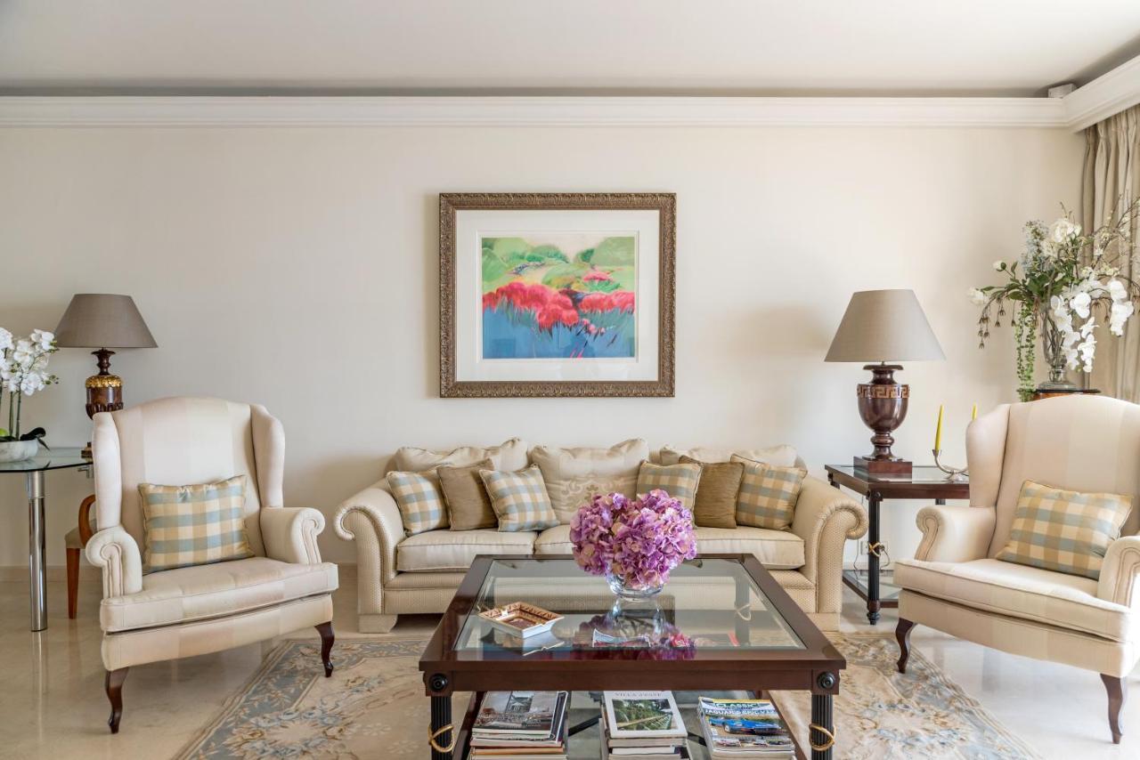 Buckingham & Lloyds - Appartement *