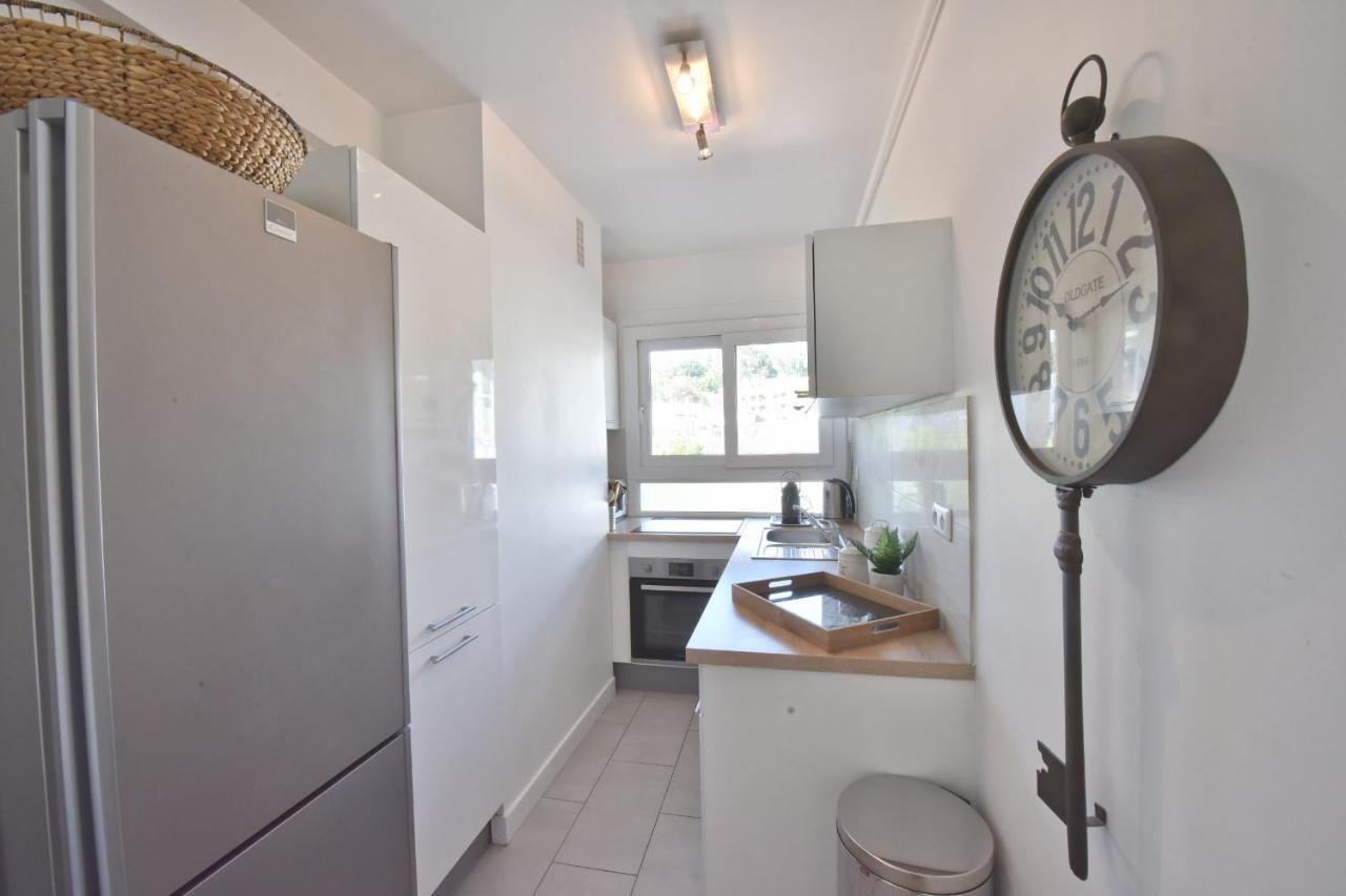 Apartment Cozy 2-br 6 Minutes From The