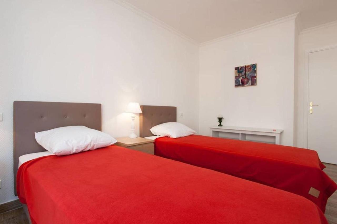 3-room With Terrace In Palm