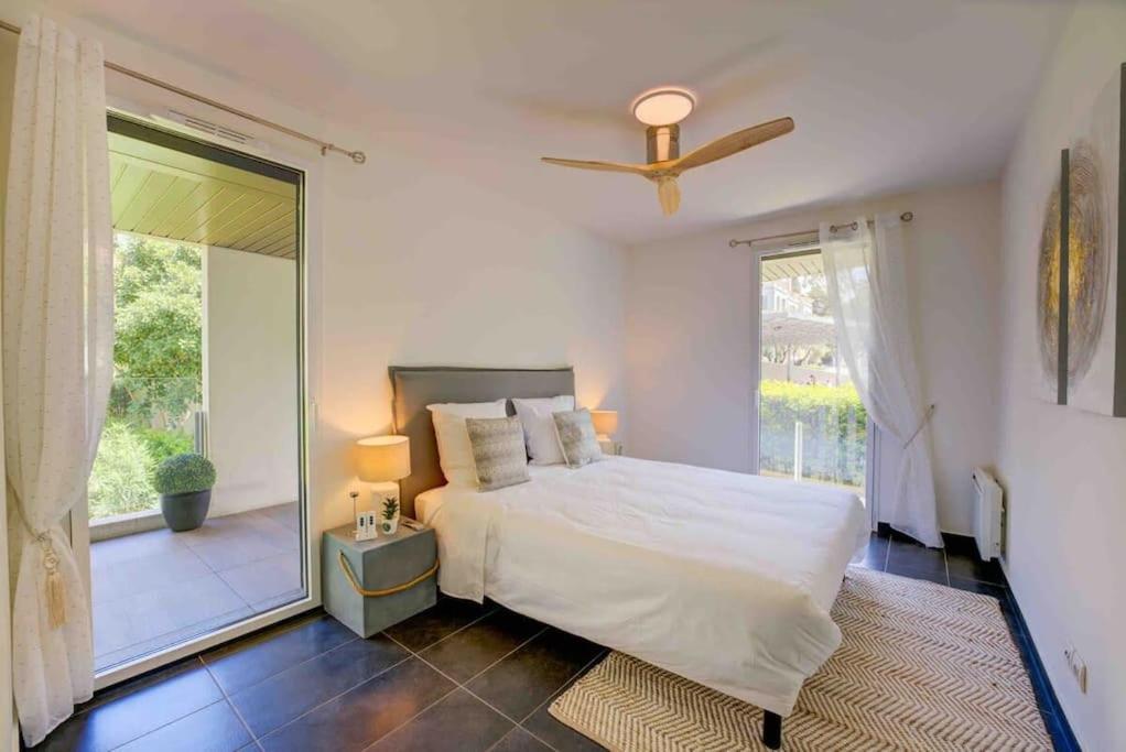 Apartment Stylish 1bdr W/huge Balcony/shared Roof Pool Cannes