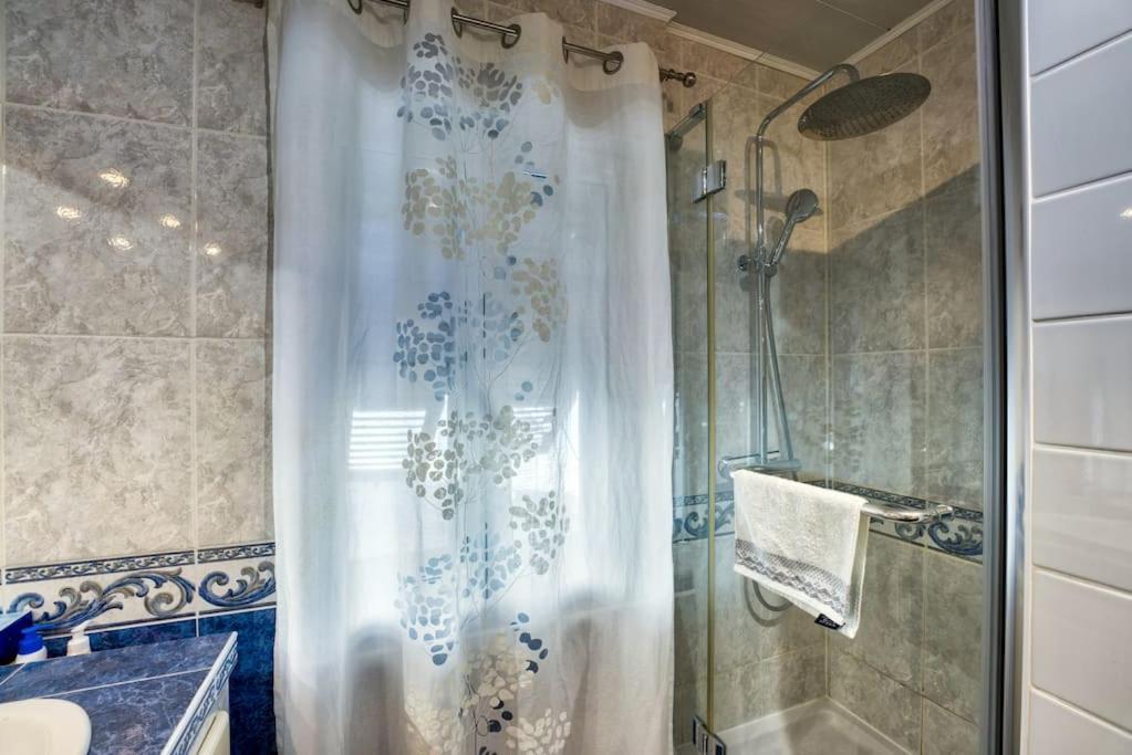 New 2-bed *