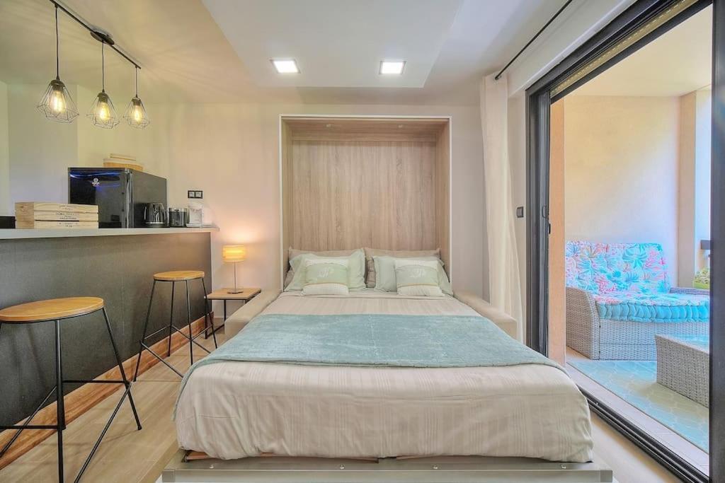 Apartment Parc Aiguebel -apprt Avec Terrasse Arboree & Box Ferme- Piscines/tennis - *