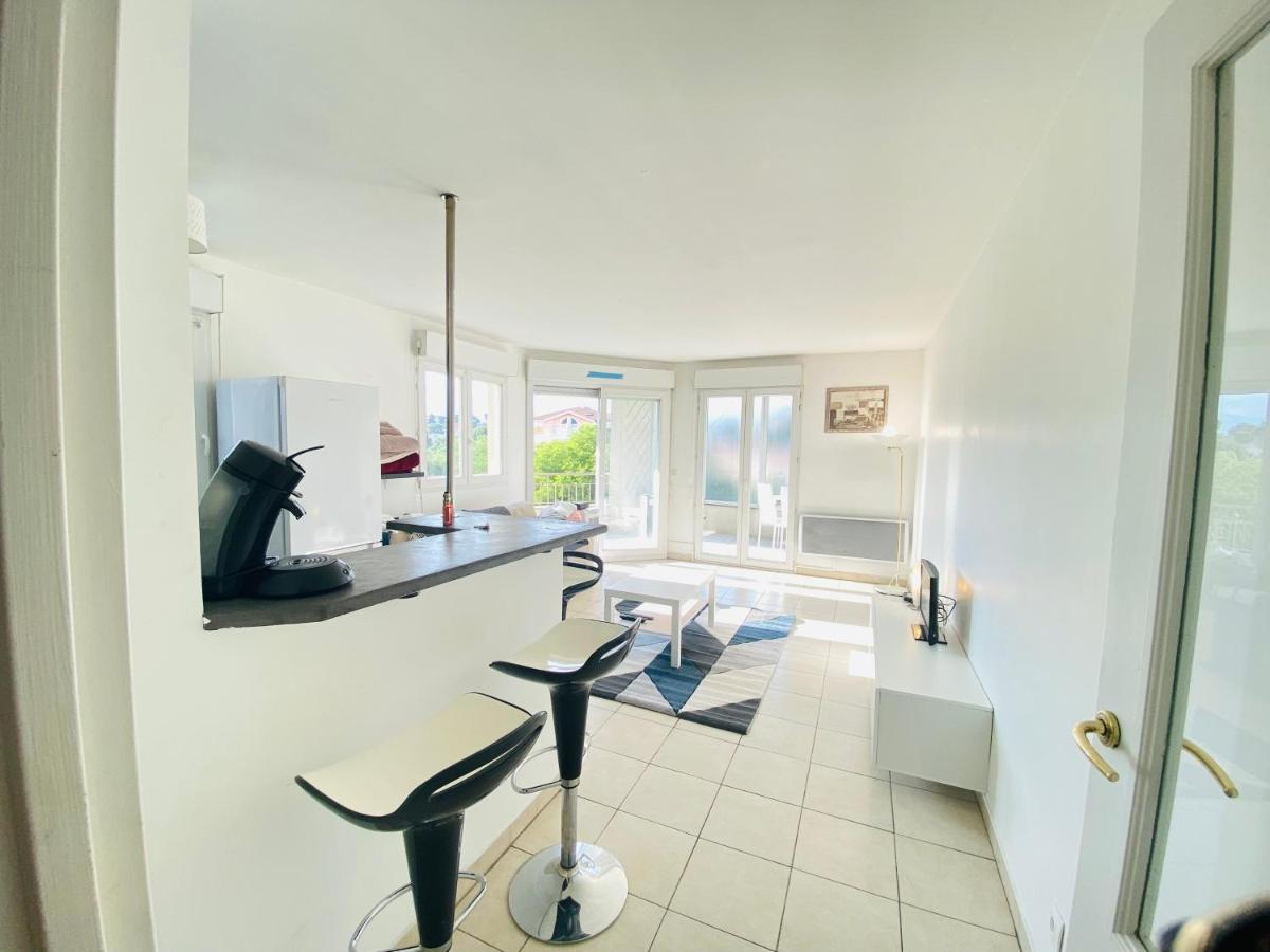 T2 Vue Degagee Colline, A Pieds, 4 Pax Apartment *