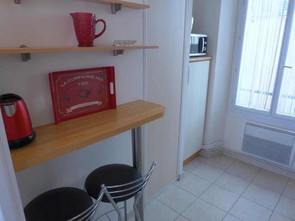 1 Bedroom Etats Unis-croisette 50 Meters From The Croisette 250
