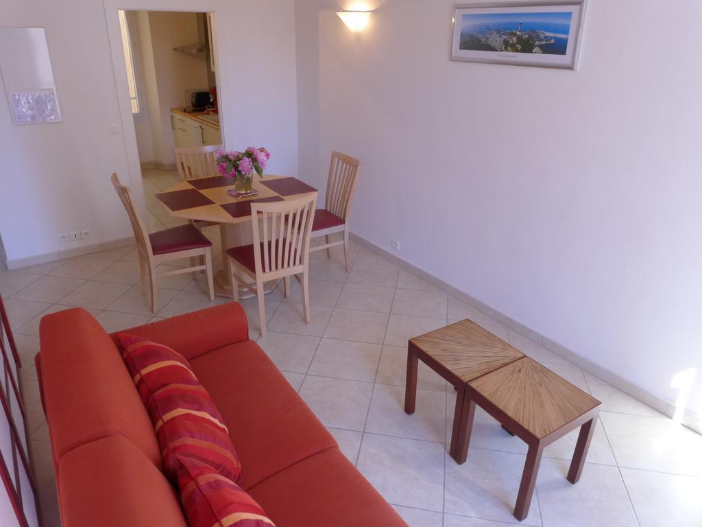 1 Bedroom Etats Unis-croisette 50 Meters From The Croisette 250 *