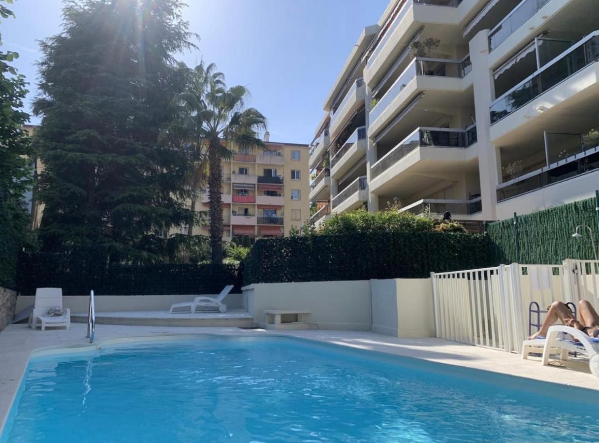 Beau Avec Piscine Apartment