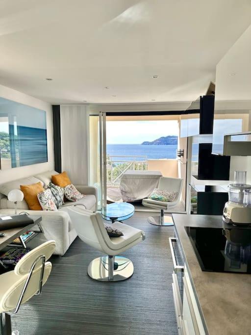Beau T2 Avec Terrasse Vue *