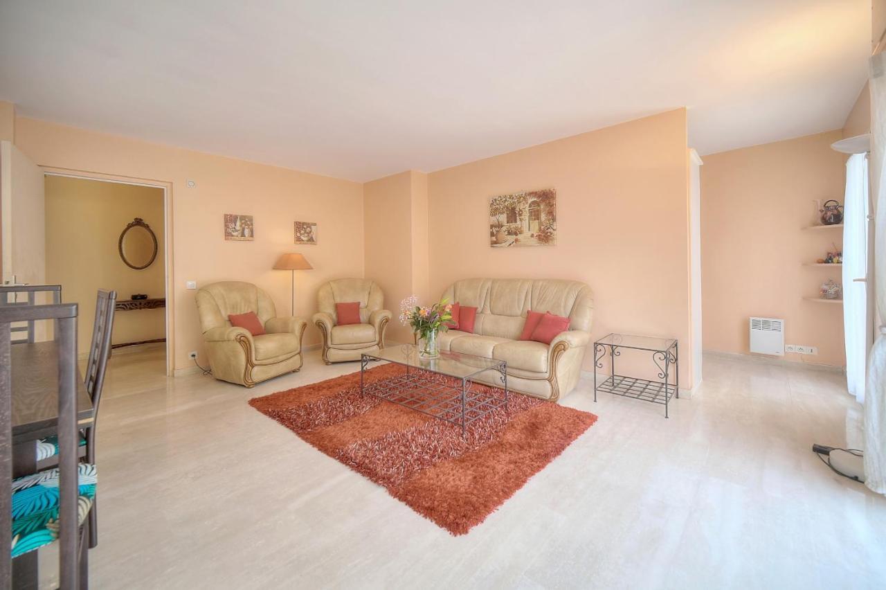 Apartment 3 Pieces En Duplex , A2b103 Cannes