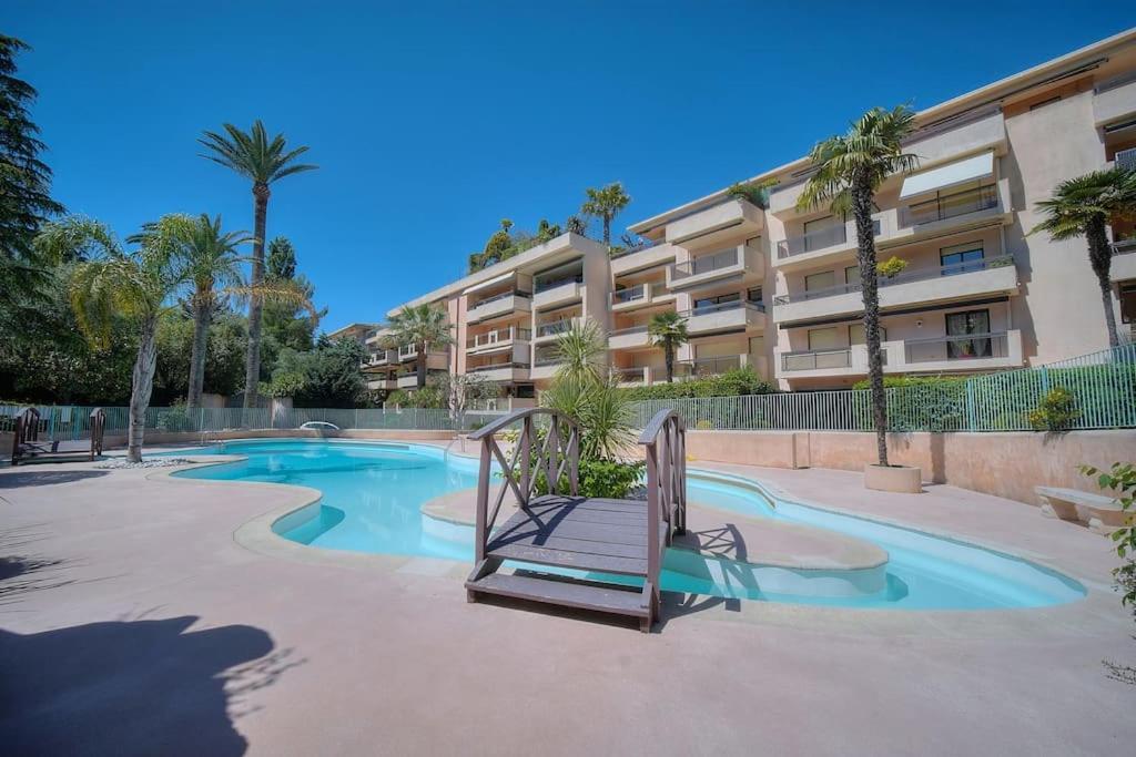 Apartment Parc Aiguebel -apprt Avec Terrasse Arboree & Box Ferme- Piscines/tennis -