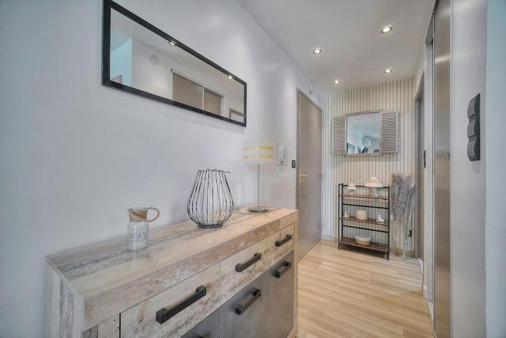 Apartment Parc Aiguebel -apprt Avec Terrasse Arboree & Box Ferme- Piscines/tennis -