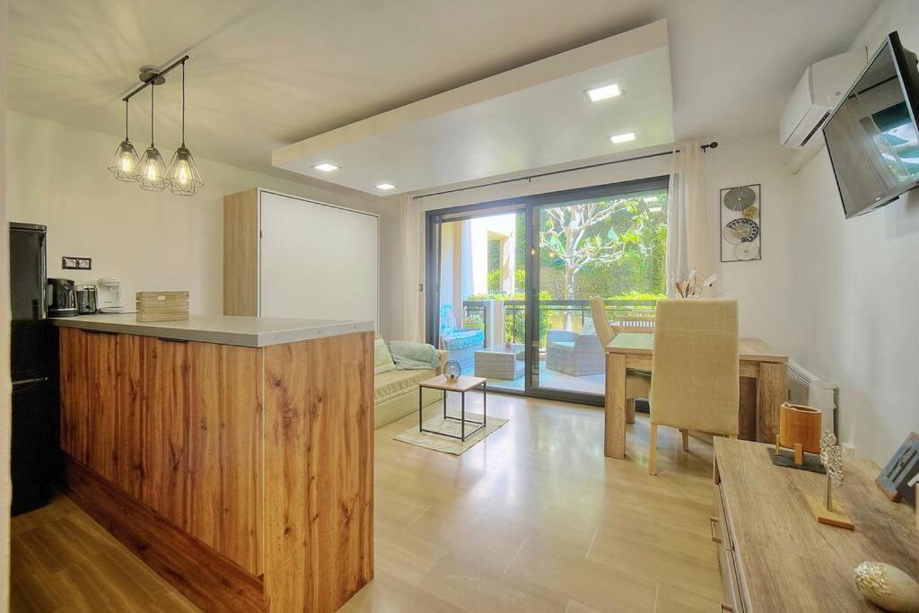 Apartment Parc Aiguebel -apprt Avec Terrasse Arboree & Box Ferme- Piscines/tennis - *