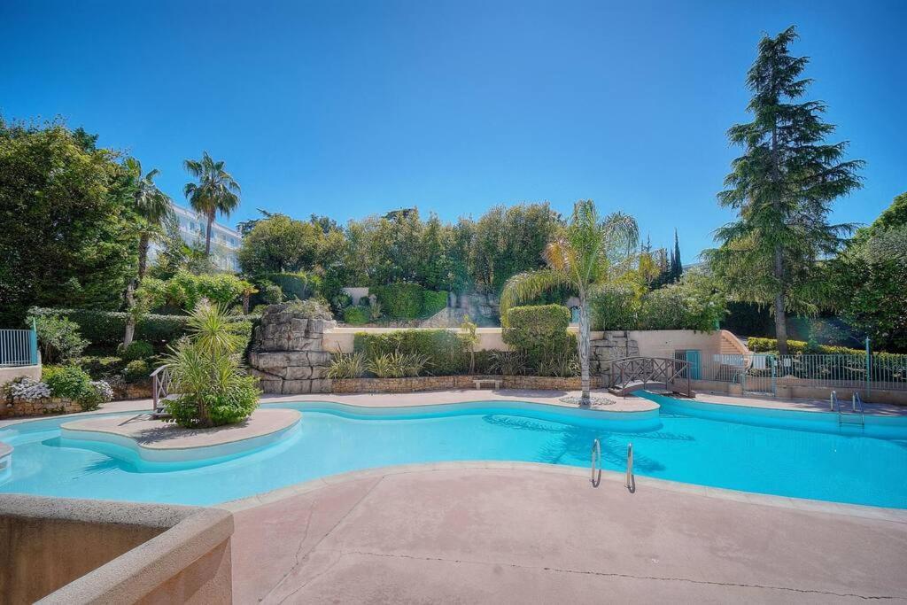 Parc Aiguebel -apprt Avec Terrasse Arboree & Box Ferme- Piscines/tennis - * Cannes