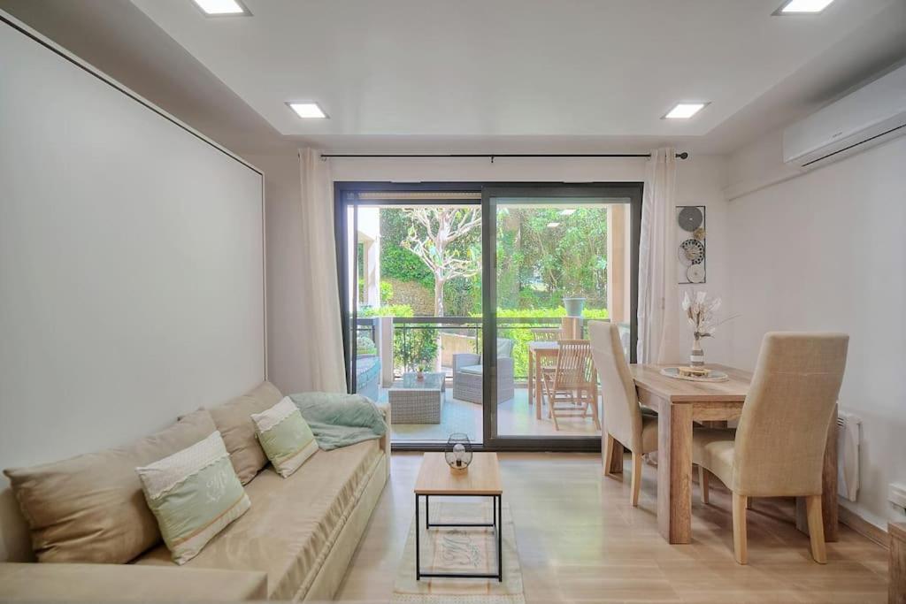 Parc Aiguebel -apprt Avec Terrasse Arboree & Box Ferme- Piscines/tennis - Apartment *