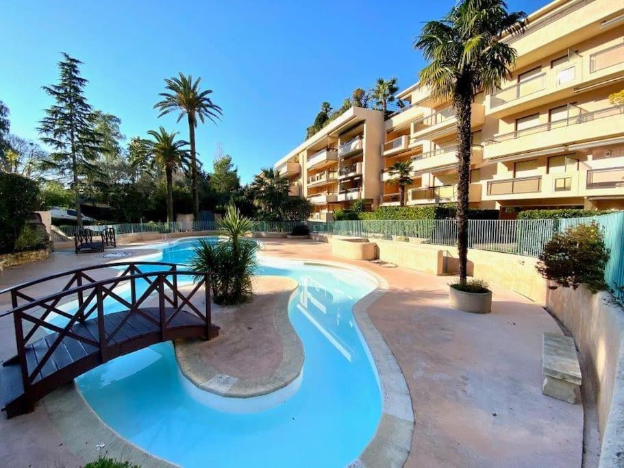 Apartment Parc Aiguebel -apprt Avec Terrasse Arboree & Box Ferme- Piscines/tennis - Cannes
