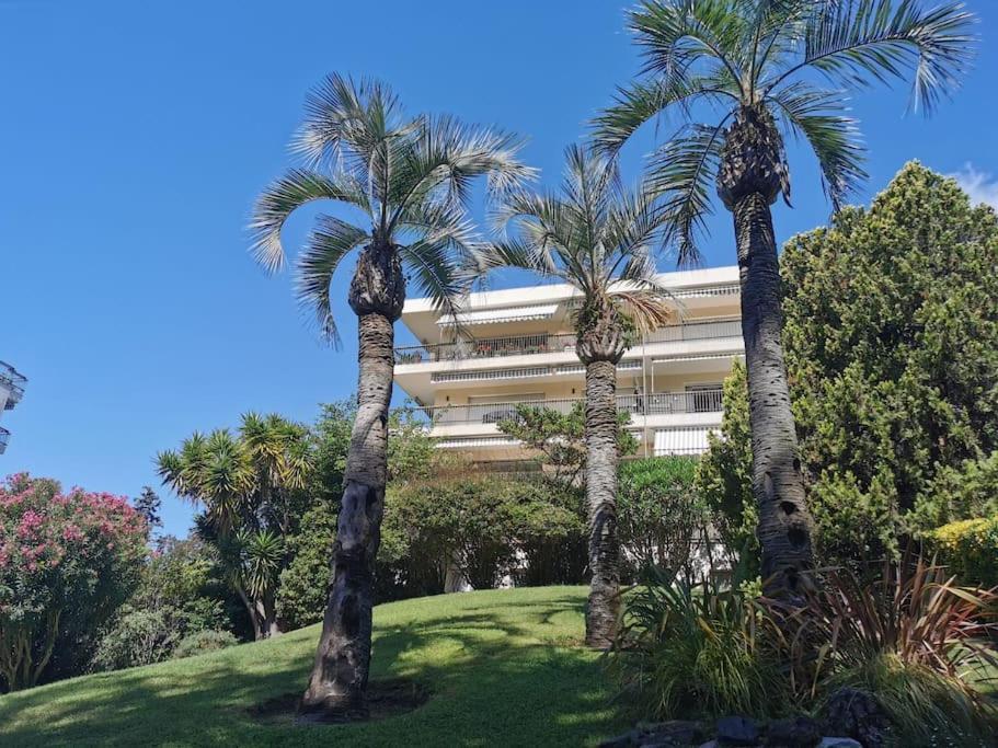 Apartment 2 Bedrooms Seafront *