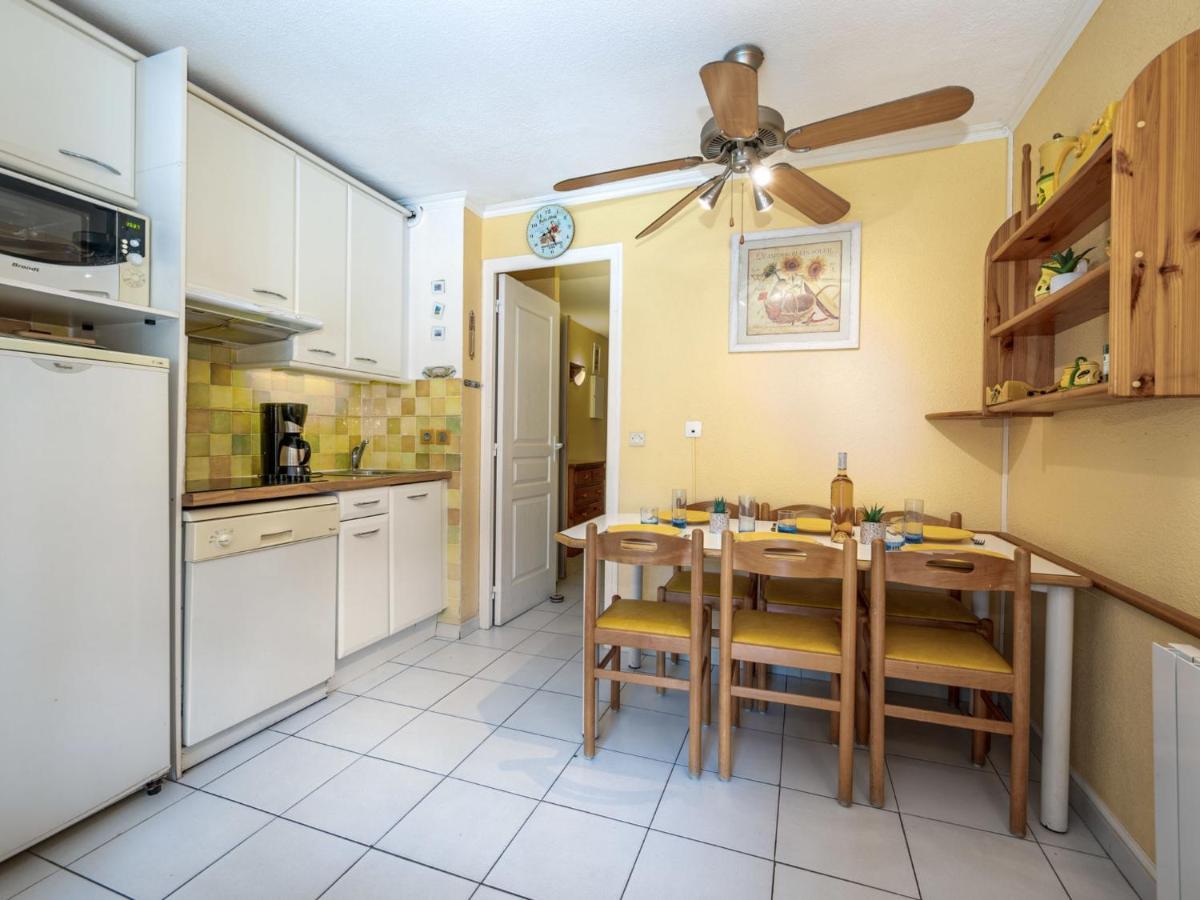 Francia-5 By Interhome *