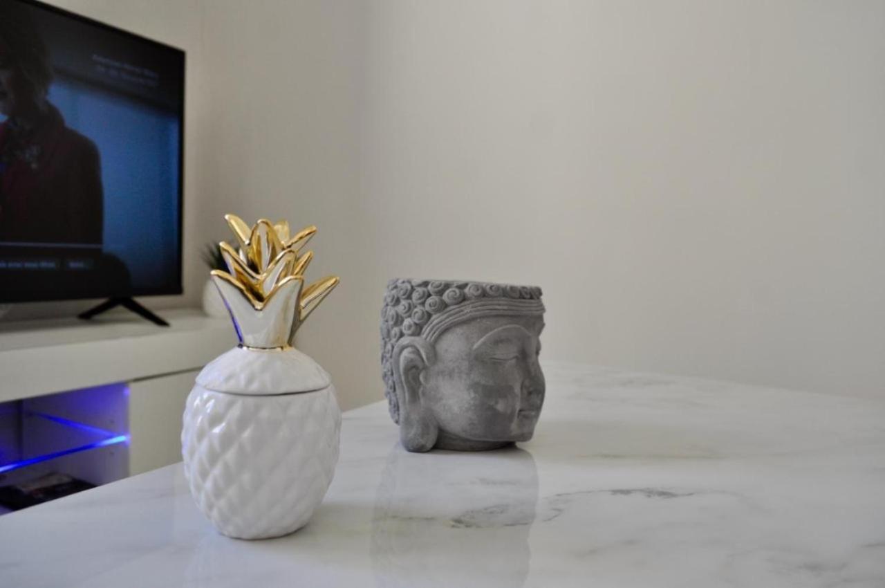 Bright And Elegant Renovated Two - Near Suquet Cannes