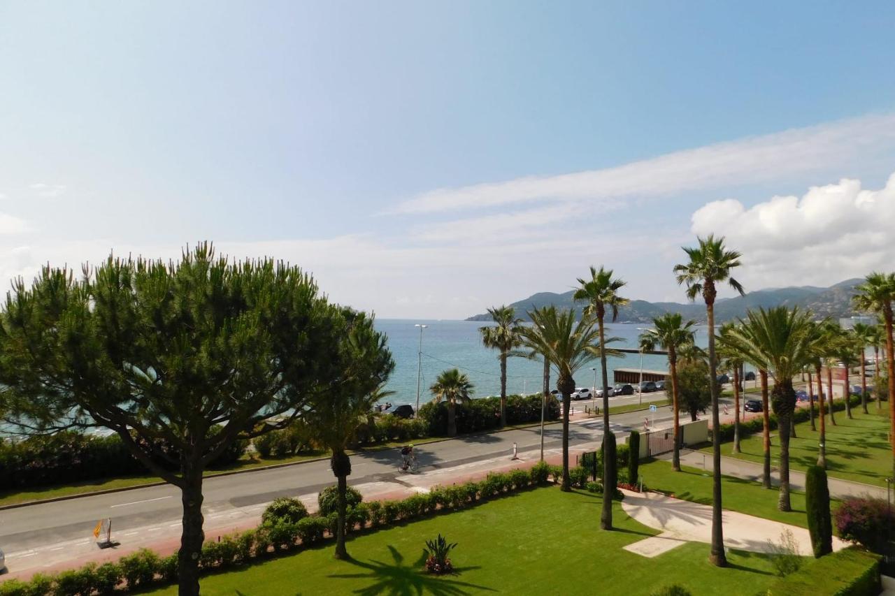 Spacious 2-bedroom In Egee With Parking And Air Conditi Appartement Cannes