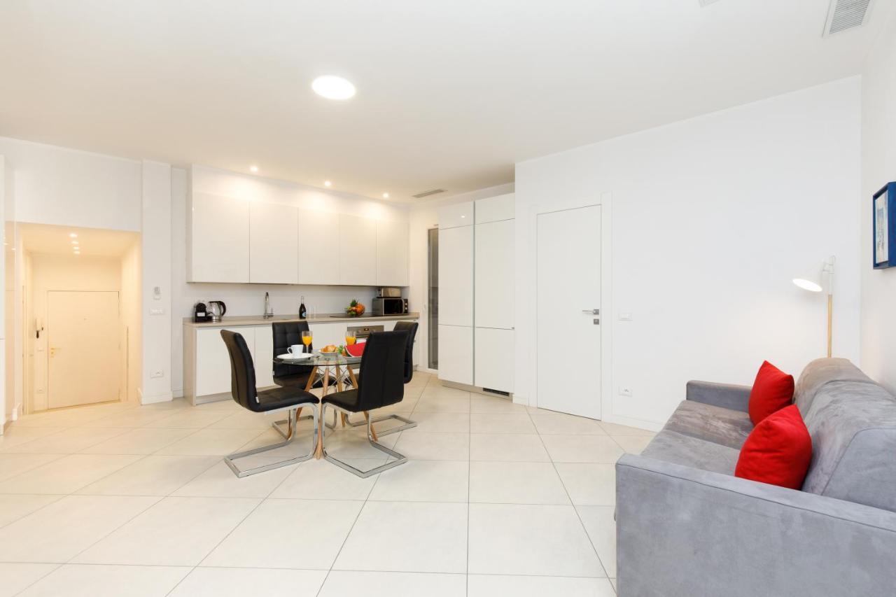 Appartement, Plein Coeur De Cannes, 70m Du Palais * Cannes