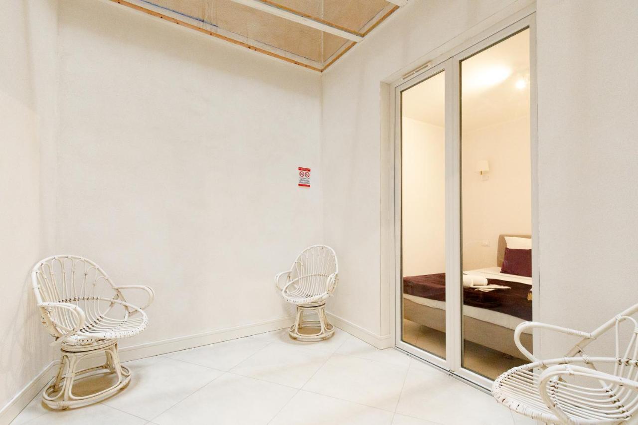 Appartement Appartement, Plein Coeur De Cannes, 70m Du Palais *