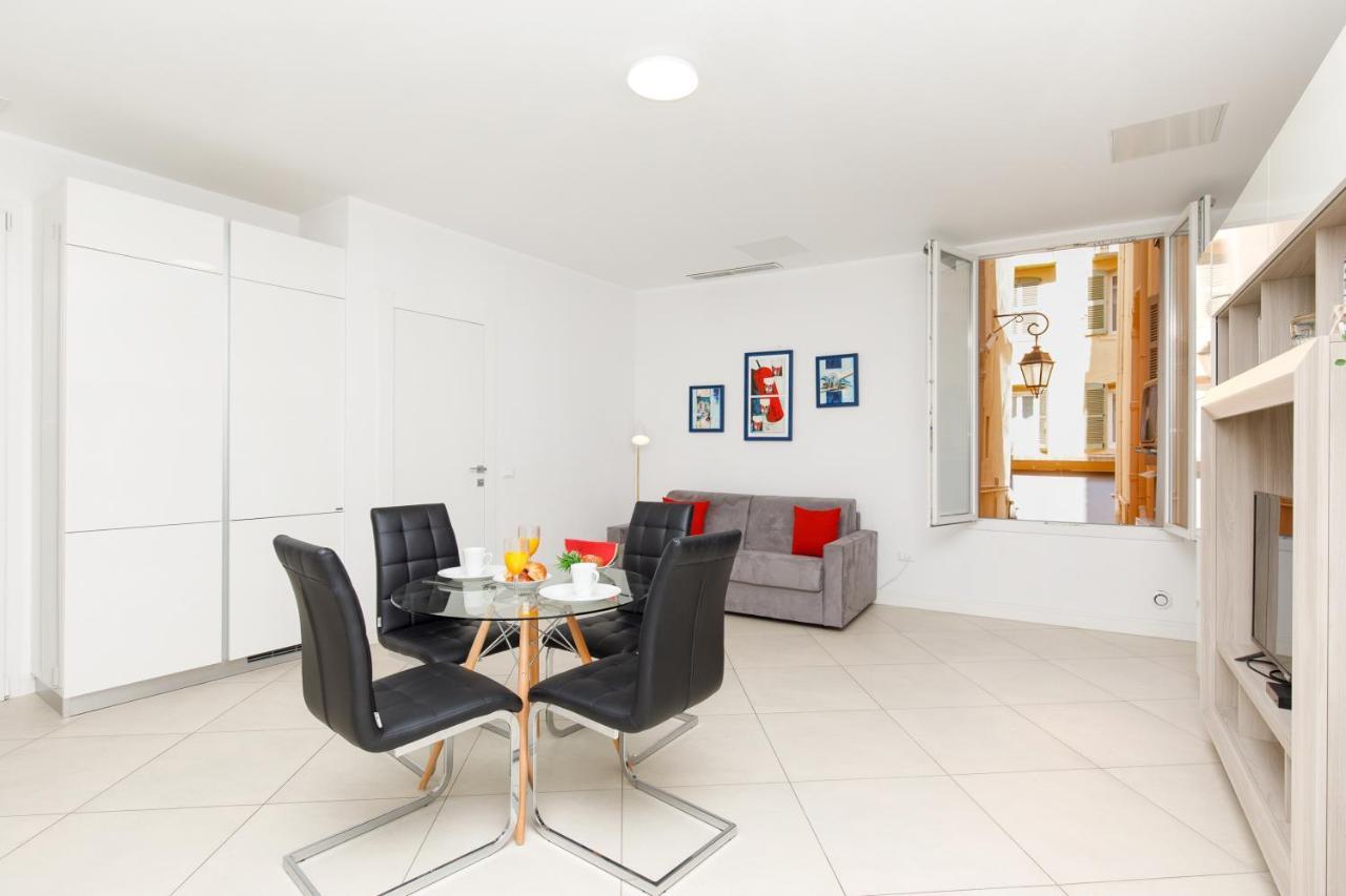 Appartement, Plein Coeur De Cannes, 70m Du Palais Appartement *