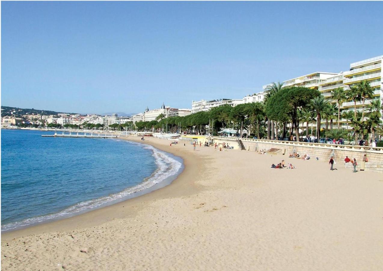 Magnifique Vue Parking Piscine Climatise Apartment