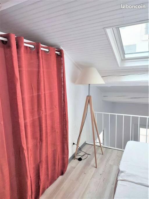 Logement Lumineux Centre-ville Apartment *