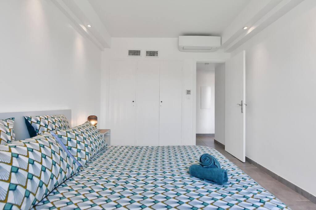 Croisette - Modern 2 Bdrs Location!