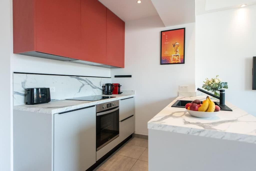 Appartement Croisette - Modern 2 Bdrs Location! Cannes
