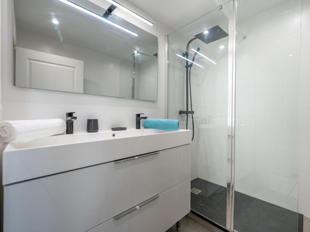 Bay-3 By Interhome