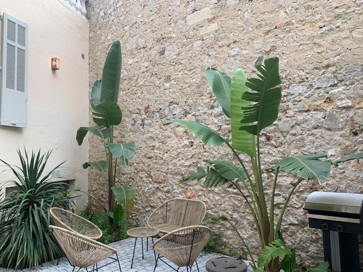 Les Fougeres Festival Jardin Garage Cannes