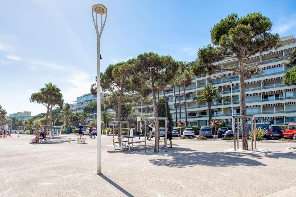 Apartment C4 - 1 Bdr Facing Sea & - Parking, Tennis & Wifi *